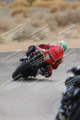 media/Dec-17-2022-SoCal Trackdays (Sat) [[224abd9271]]/Turn 10 Backside (120pm)/